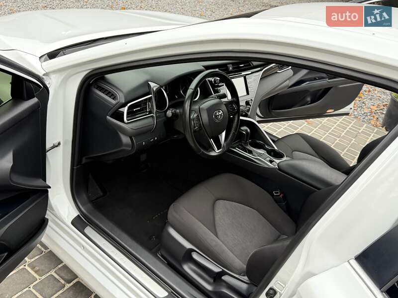 Седан Toyota Camry 2018 в Виннице фото 33 Седан Toyota Camry 2018 в Виннице