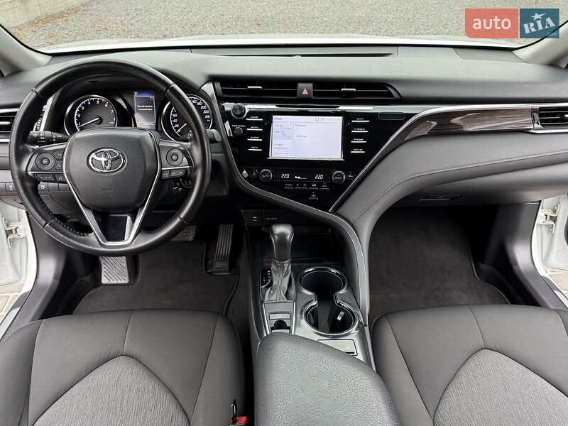 Седан Toyota Camry 2018 в Виннице фото 32 Седан Toyota Camry 2018 в Виннице