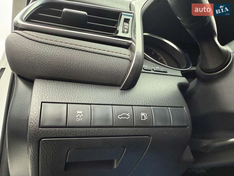 Седан Toyota Camry 2018 в Виннице фото 60 Седан Toyota Camry 2018 в Виннице