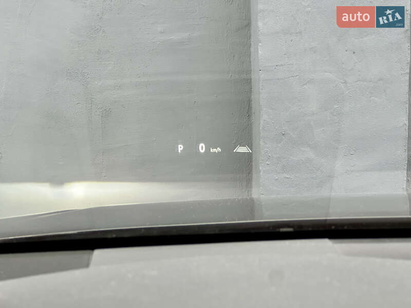 Седан Toyota Camry 2024 в Києві