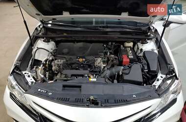 Седан Toyota Camry 2018 в 