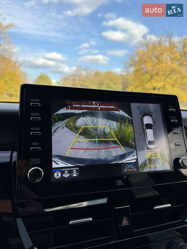 Седан Toyota Camry 2022 в Днепре