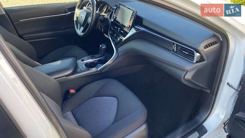 Седан Toyota Camry 2022 в Хмельницком фото 6 Седан Toyota Camry 2022 в Хмельницком