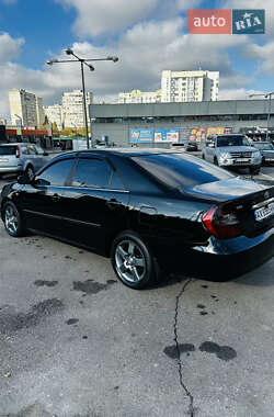 Седан Toyota Camry 2004 в  фото 6 Седан Toyota Camry 2004 в