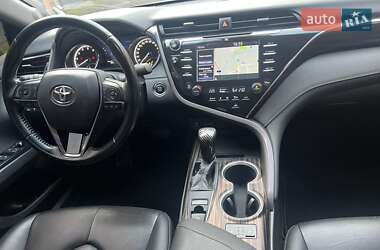 Седан Toyota Camry 2018 в 