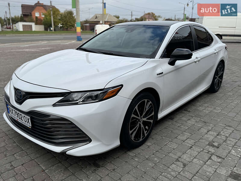 Седан Toyota Camry 2019 в Харькове фото 13 Седан Toyota Camry 2019 в Харькове