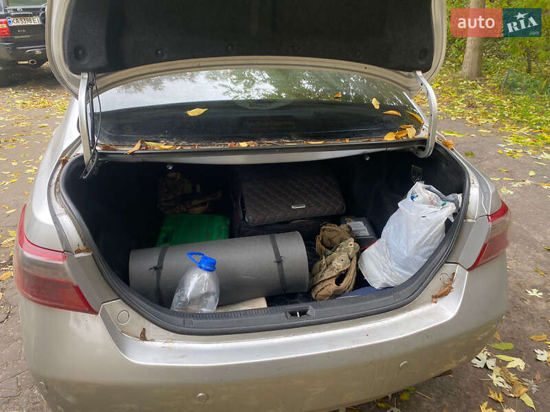 Седан Toyota Camry 2008 в Києві