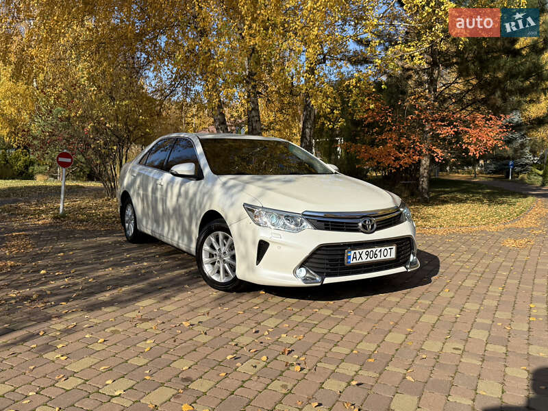Седан Toyota Camry 2016 в Харкові фото 16 Седан Toyota Camry 2016 в Харкові