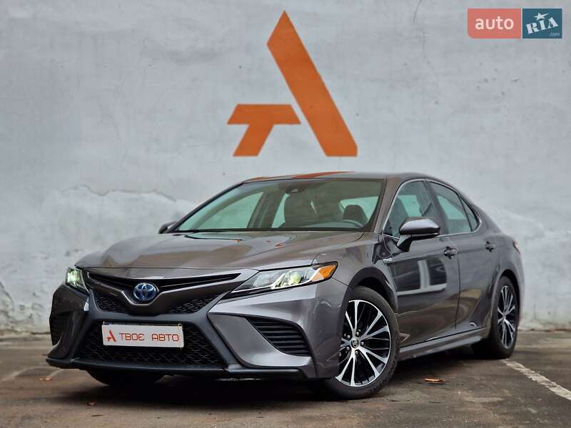 Toyota Camry 2020