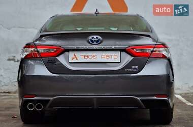 Седан Toyota Camry 2020 в 
