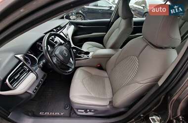 Седан Toyota Camry 2020 в 