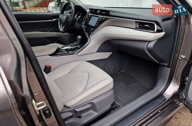 Седан Toyota Camry 2020 в 
