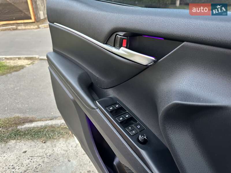 Седан Toyota Camry 2018 в Одессе фото 57 Седан Toyota Camry 2018 в Одессе