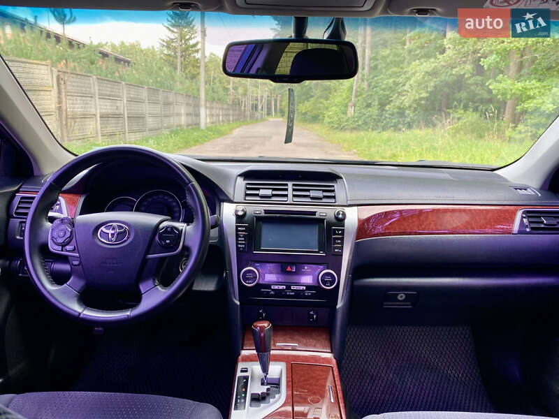 Седан Toyota Camry 2013 в Житомире фото 10 Седан Toyota Camry 2013 в Житомире