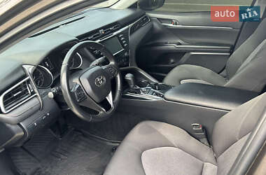 Седан Toyota Camry 2018 в 