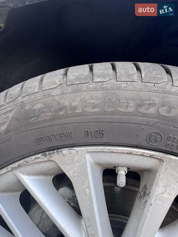 Седан Toyota Camry 2018 в Ірпені