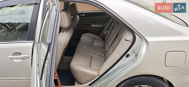 Седан Toyota Camry 2002 в Одессе