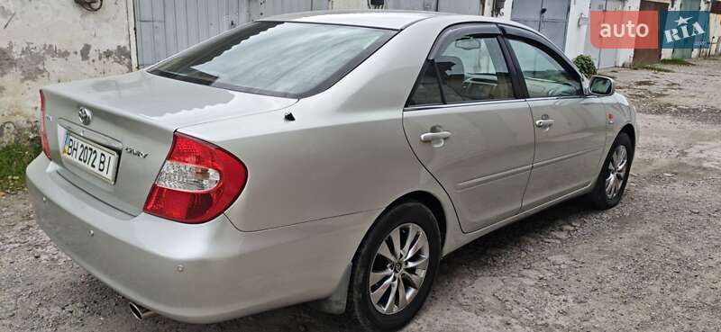 Седан Toyota Camry 2002 в Одессе