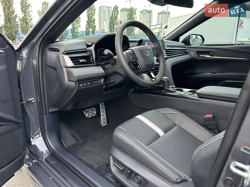 Седан Toyota Camry 2024 в Киеве фото 9 Седан Toyota Camry 2024 в Киеве