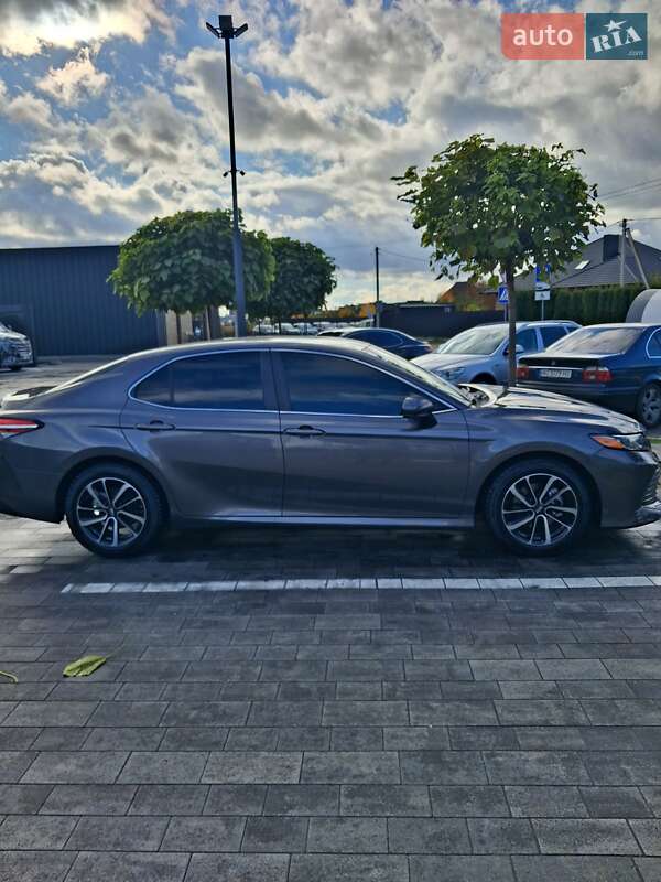 Седан Toyota Camry 2017 в Луцьку фото 11 Седан Toyota Camry 2017 в Луцьку