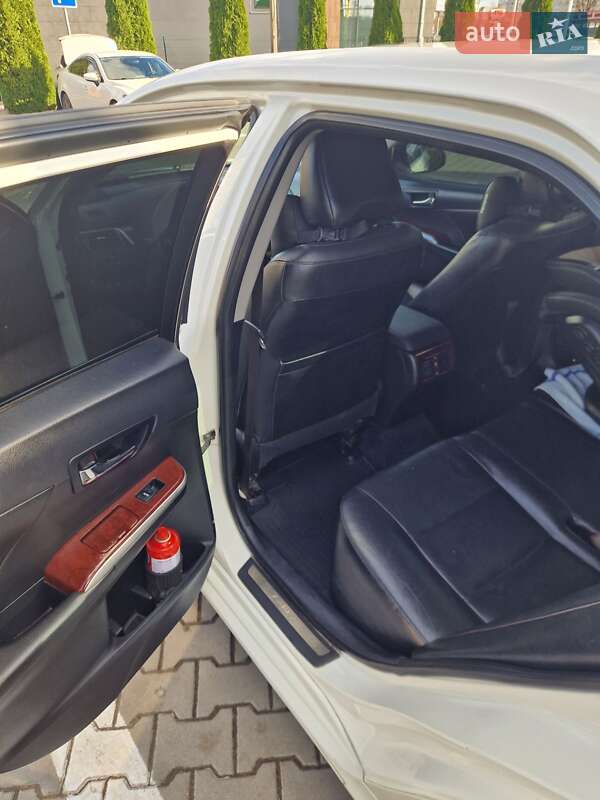 Седан Toyota Camry 2011 в Житомире