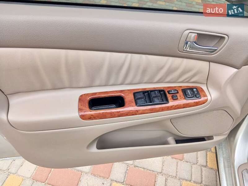 Седан Toyota Camry 2004 в Белгороде-Днестровском фото 31 Седан Toyota Camry 2004 в Белгороде-Днестровском
