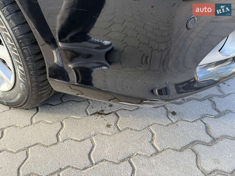 Седан Toyota Camry 2011 в Львове