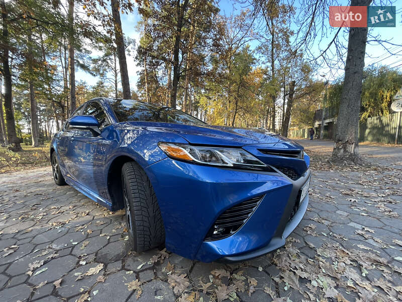 Седан Toyota Camry 2019 в Киеве фото 4 Седан Toyota Camry 2019 в Киеве