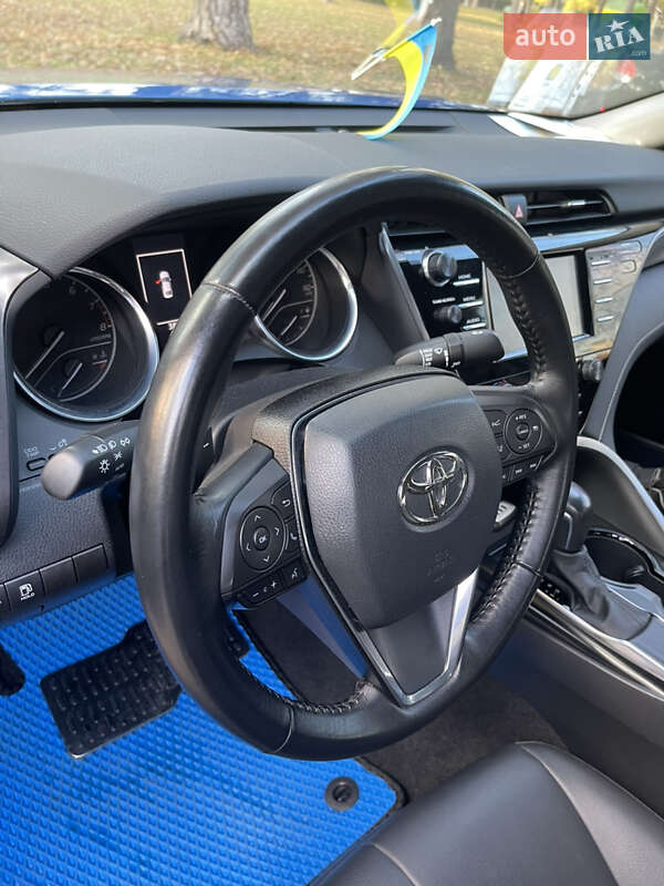 Седан Toyota Camry 2019 в Киеве фото 31 Седан Toyota Camry 2019 в Киеве