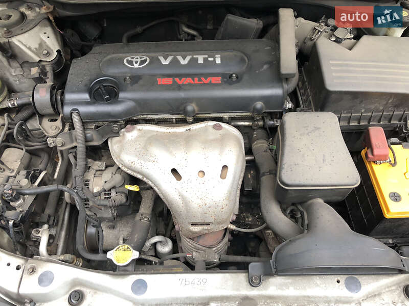 Седан Toyota Camry 2008 в Киеве