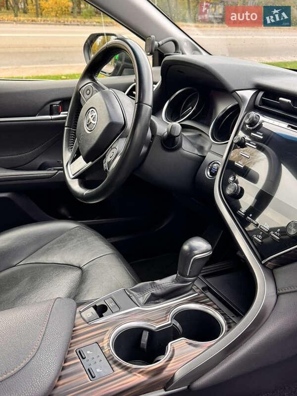 Седан Toyota Camry 2018 в Киеве фото 9 Седан Toyota Camry 2018 в Киеве