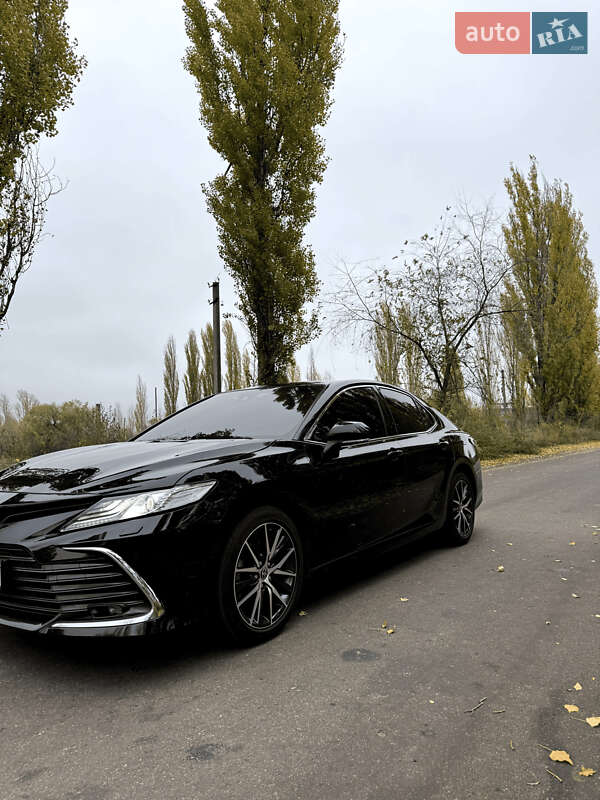 Седан Toyota Camry 2023 в Киеве фото 7 Седан Toyota Camry 2023 в Киеве