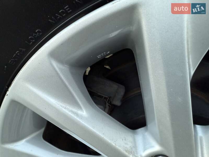 Седан Toyota Camry 2017 в Киеве фото 16 Седан Toyota Camry 2017 в Киеве