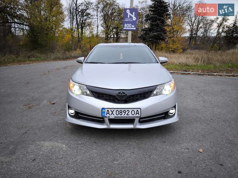 Седан Toyota Camry 2012 в Харькове фото 10 Седан Toyota Camry 2012 в Харькове