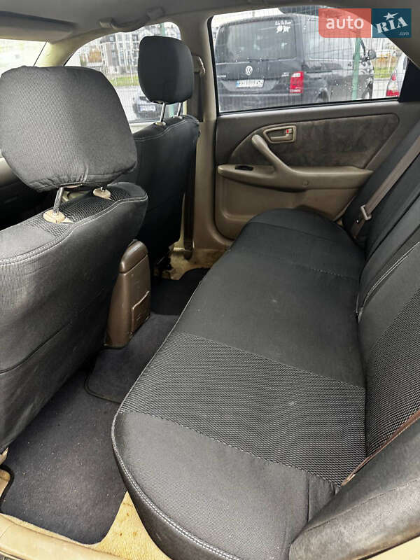Седан Toyota Camry 1997 в Одессе