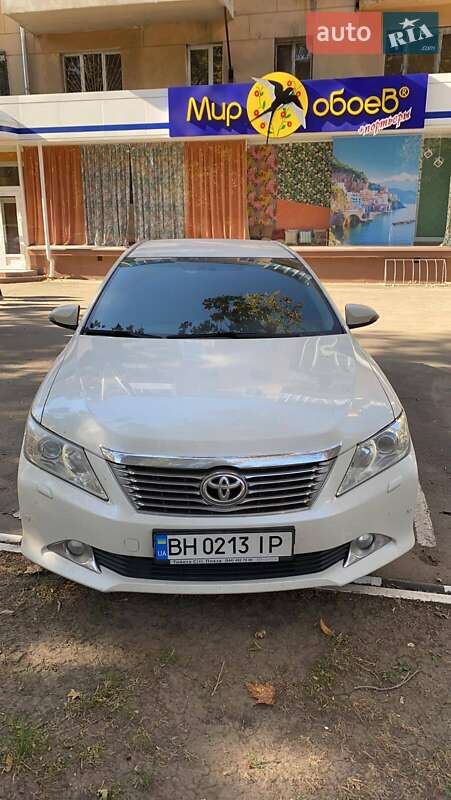 Седан Toyota Camry 2013 в Одессе