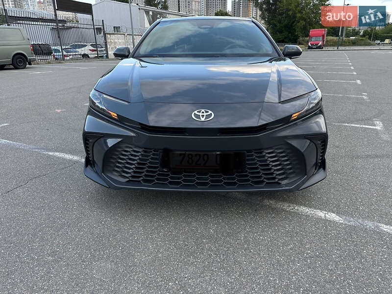 Седан Toyota Camry 2024 в Киеве фото 5 Седан Toyota Camry 2024 в Киеве