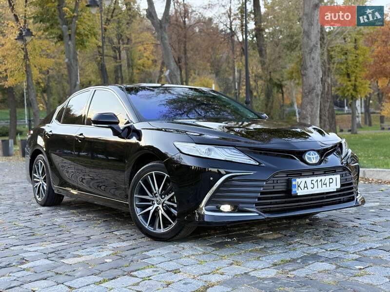 Седан Toyota Camry 2022 в Киеве фото Седан Toyota Camry 2022 в Киеве