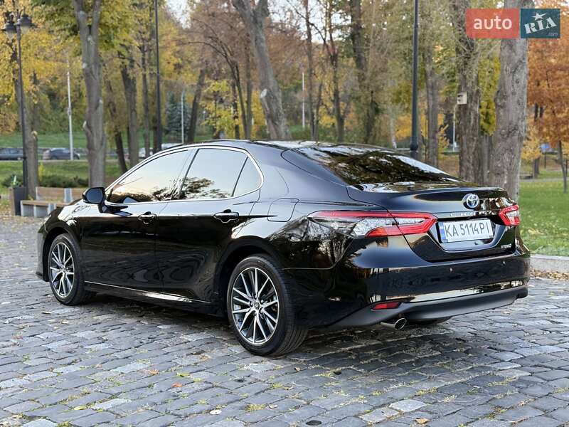 Седан Toyota Camry 2022 в Киеве фото 15 Седан Toyota Camry 2022 в Киеве