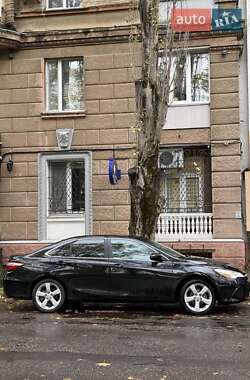 Седан Toyota Camry 2016 в Николаеве