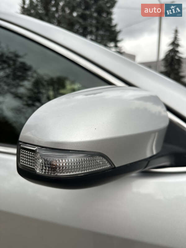 Седан Toyota Camry 2012 в Луцке