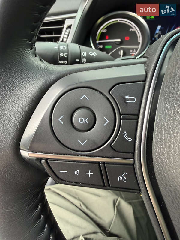 Седан Toyota Camry 2022 в Днепре фото 16 Седан Toyota Camry 2022 в Днепре