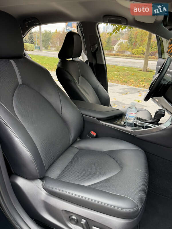 Седан Toyota Camry 2022 в Днепре фото 30 Седан Toyota Camry 2022 в Днепре