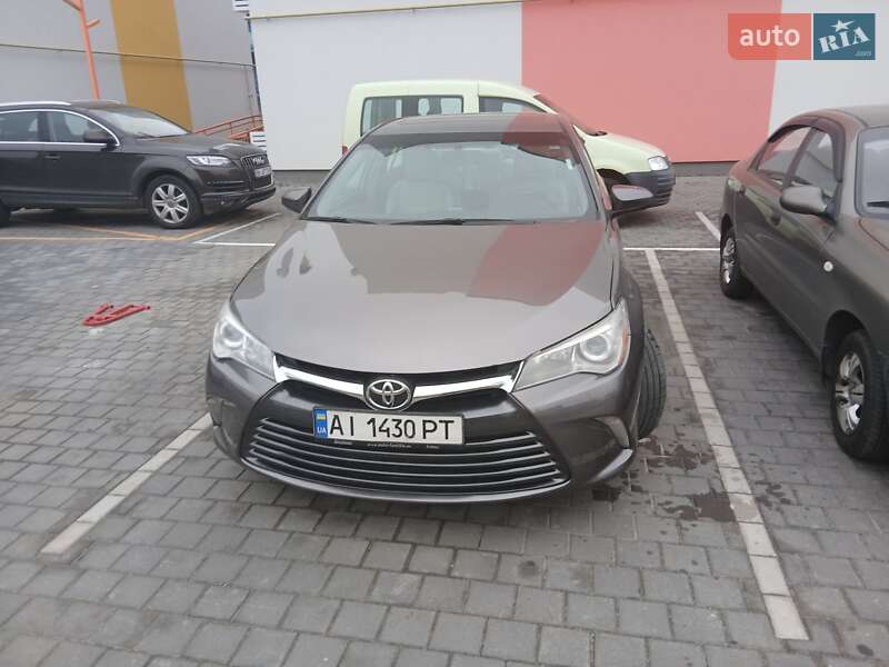 Toyota Camry 2015