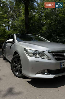 Седан Toyota Camry 2014 в Киеве Седан Toyota Camry 2014 в Киеве