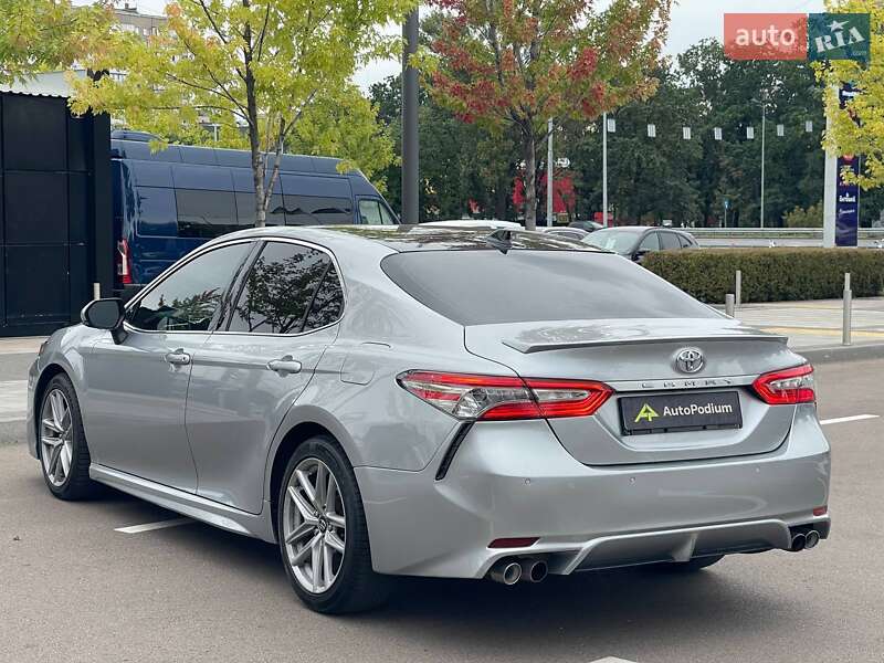Седан Toyota Camry 2018 в Киеве фото 8 Седан Toyota Camry 2018 в Киеве