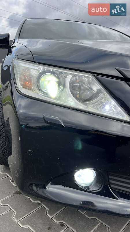 Седан Toyota Camry 2014 в Киеве