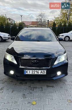 Седан Toyota Camry 2014 в Ірпені
