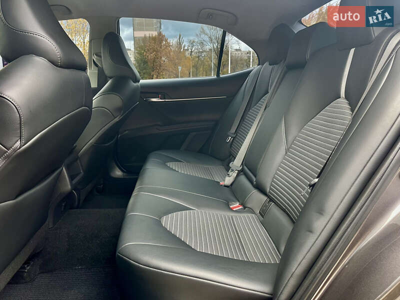 Седан Toyota Camry 2021 в Києві фото 22 Седан Toyota Camry 2021 в Києві