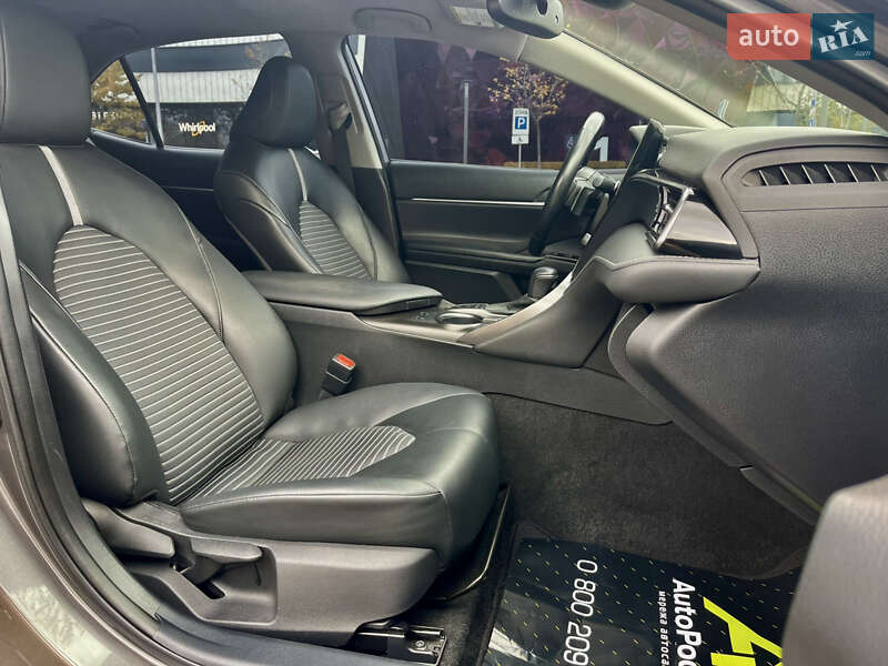 Седан Toyota Camry 2021 в Києві фото 25 Седан Toyota Camry 2021 в Києві